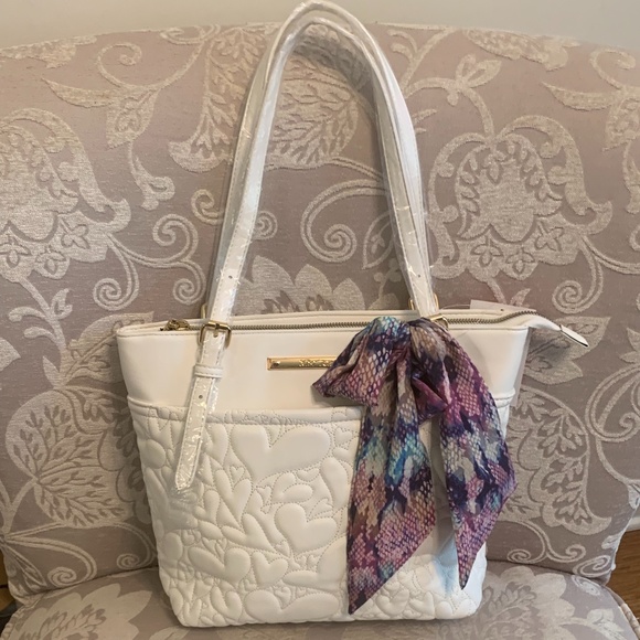 Betsey Johnson Handbags - Betsey Johnson White XOALIYA Satchel / Tote with Scarf